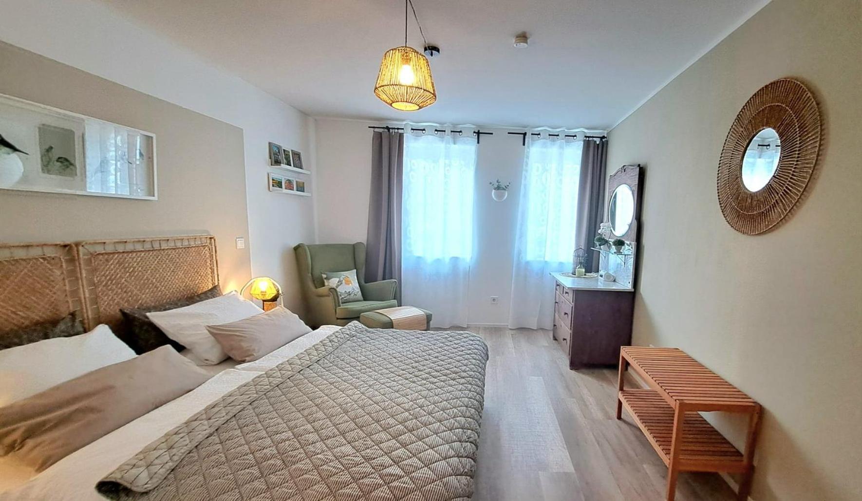 Ferienwohnung Rauch Kirrweiler  Exteriör bild